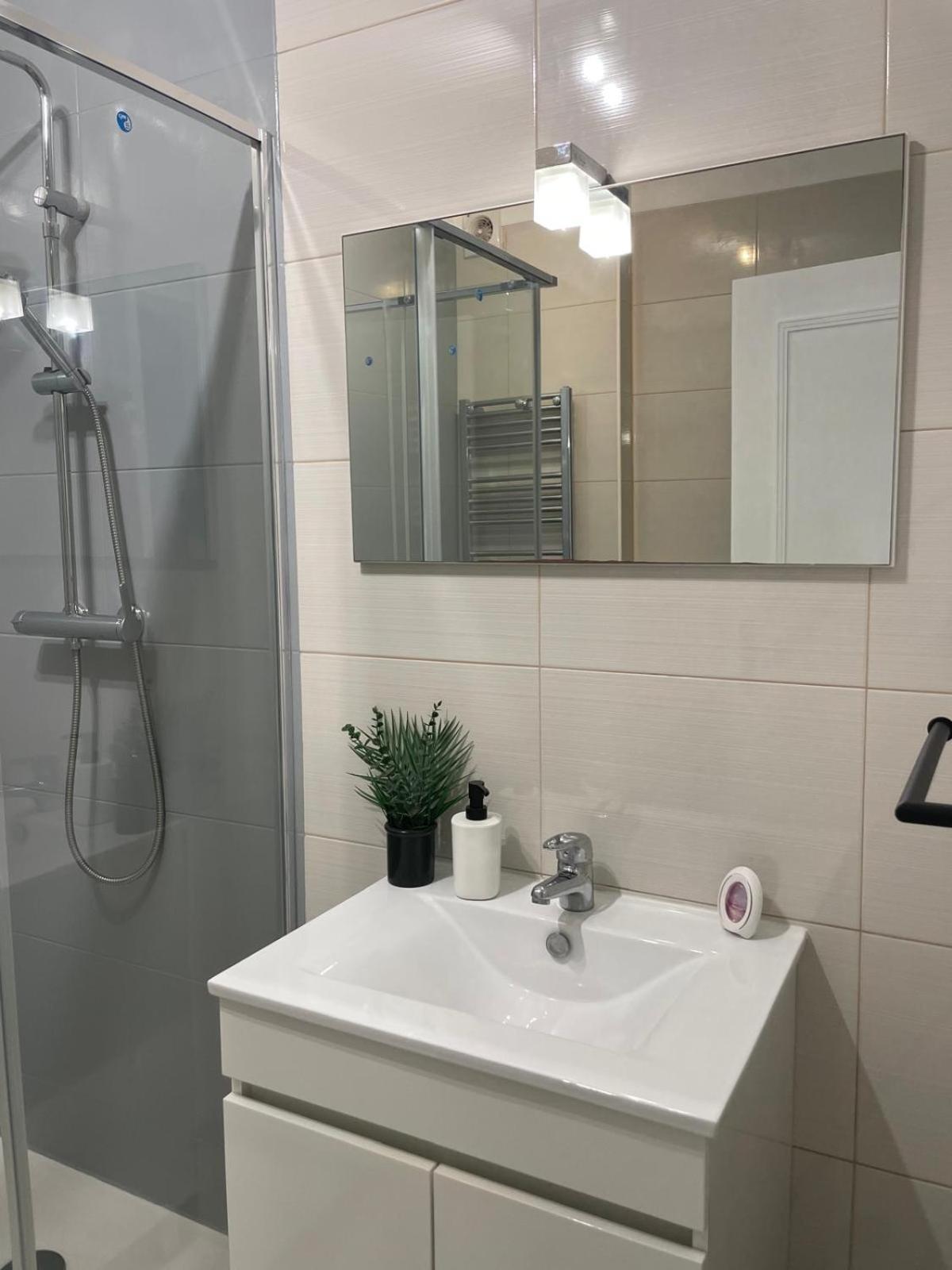 Apartamento Encantador A 100M Da Praia Carvoeiro  Ngoại thất bức ảnh