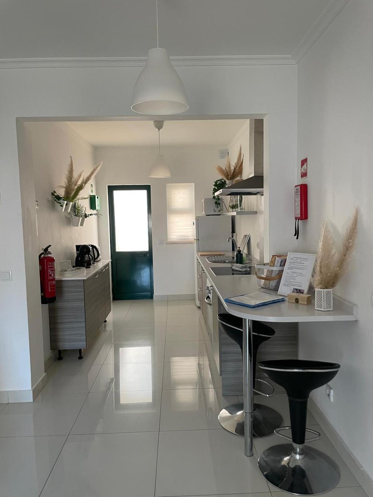 Apartamento Encantador A 100M Da Praia Carvoeiro  Ngoại thất bức ảnh
